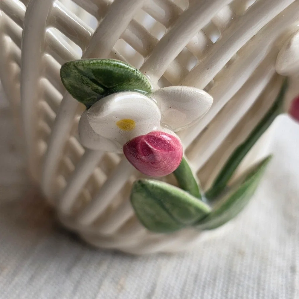 Handcrafted Lattice Ceramic Basket Flared Lady Slipper Belleek signed Vicente